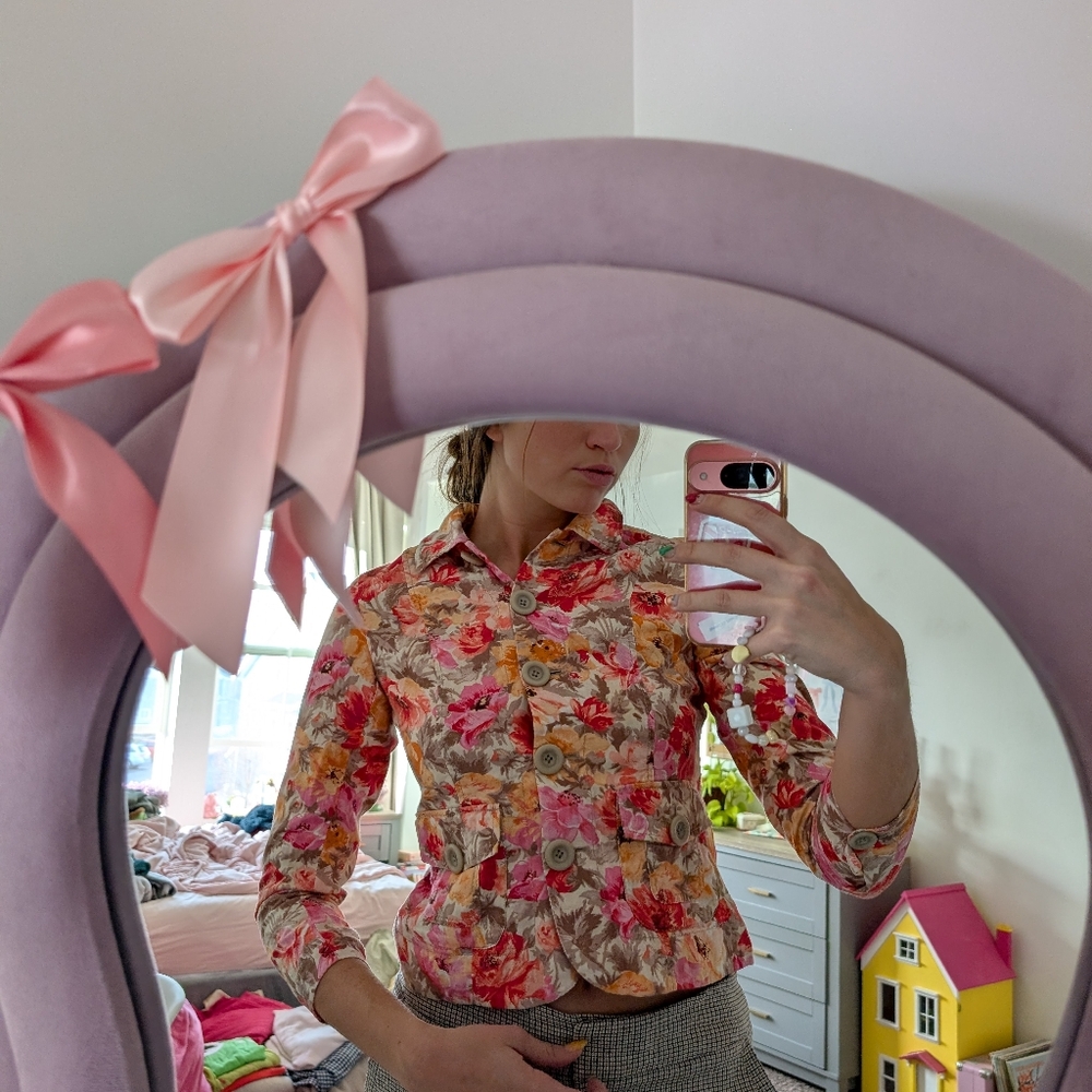 Y2K Red and Cream Floral Button Up Jacket Size 4